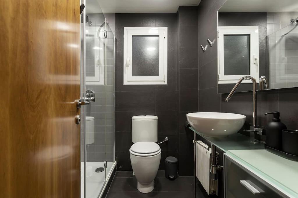 New Charming & Cozy Gem Central Location Apartamento Barcelona